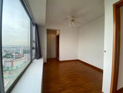 Centro Residences (D20), Condominium #516100151